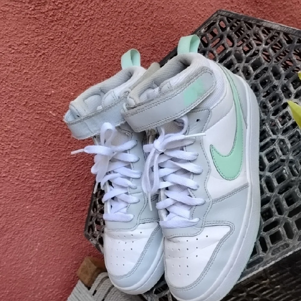 Nike Y Sneakers - White, Gray, Mint